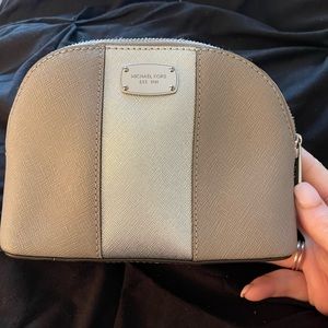 Michael Kors make up bag